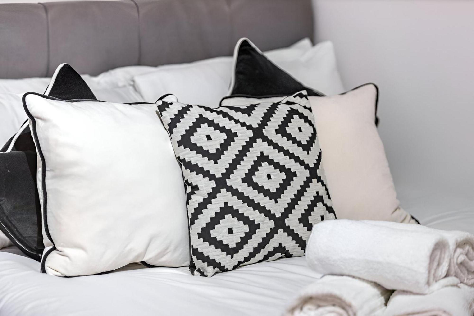 Apartment Cozy Vibes Minimalist